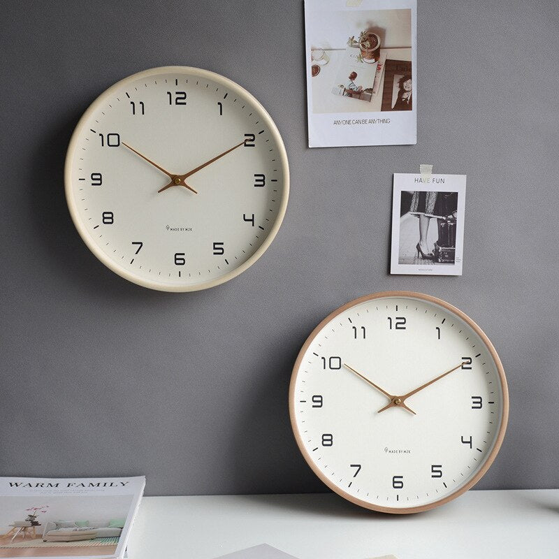 Figurora - Scandinavian Simple Wooden Wall Clock in Brown Cream