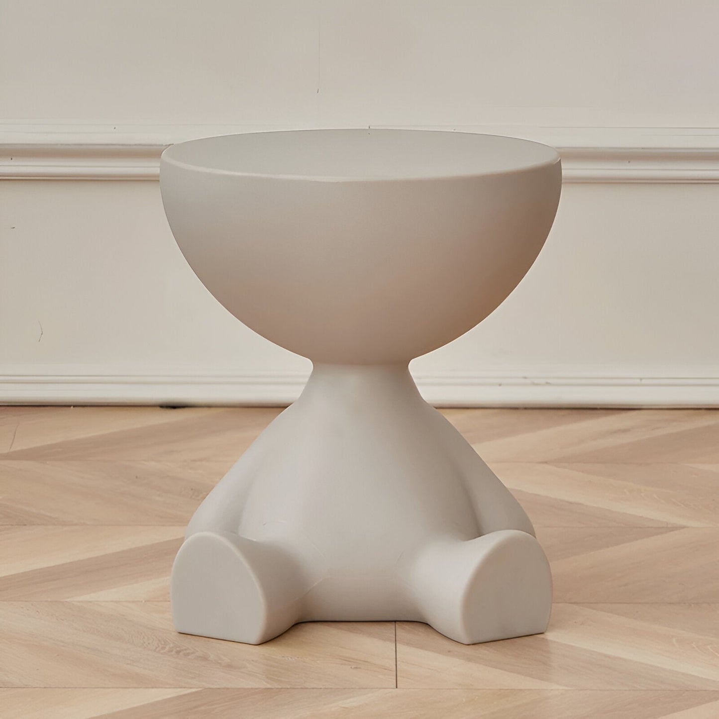 Sinkora - Luxe Round Coffee Table With Timeless Design Elegance