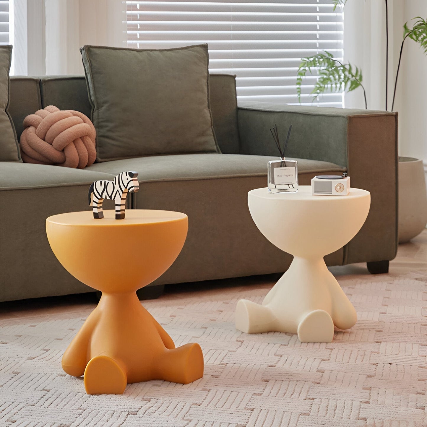 Sinkora - Luxe Round Coffee Table With Timeless Design Elegance