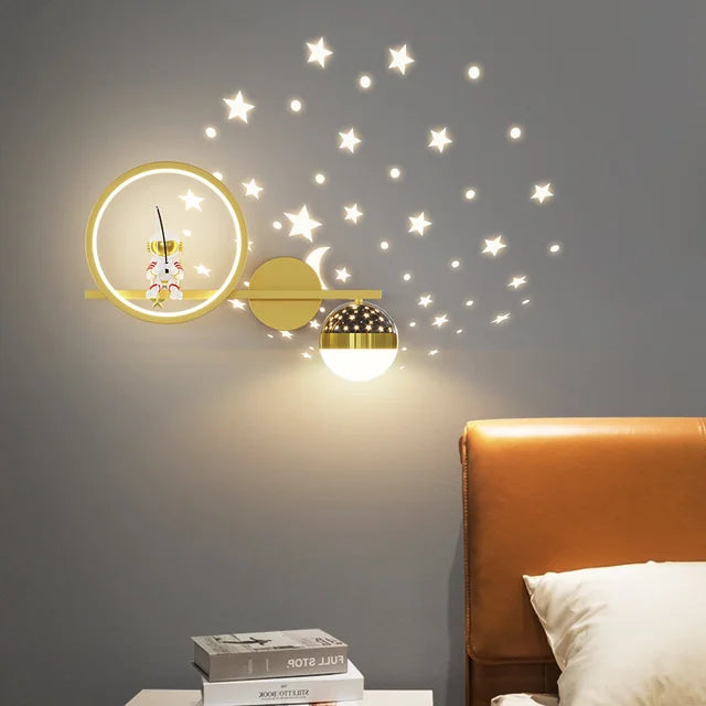 Lawnora - KinderLicht Kids Room Wall Lamp With Starry Night Light