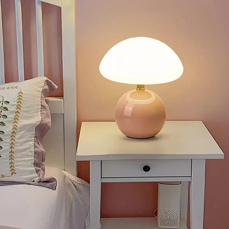 Riverra - Mushroom Lamp with Cozy Retro Glow